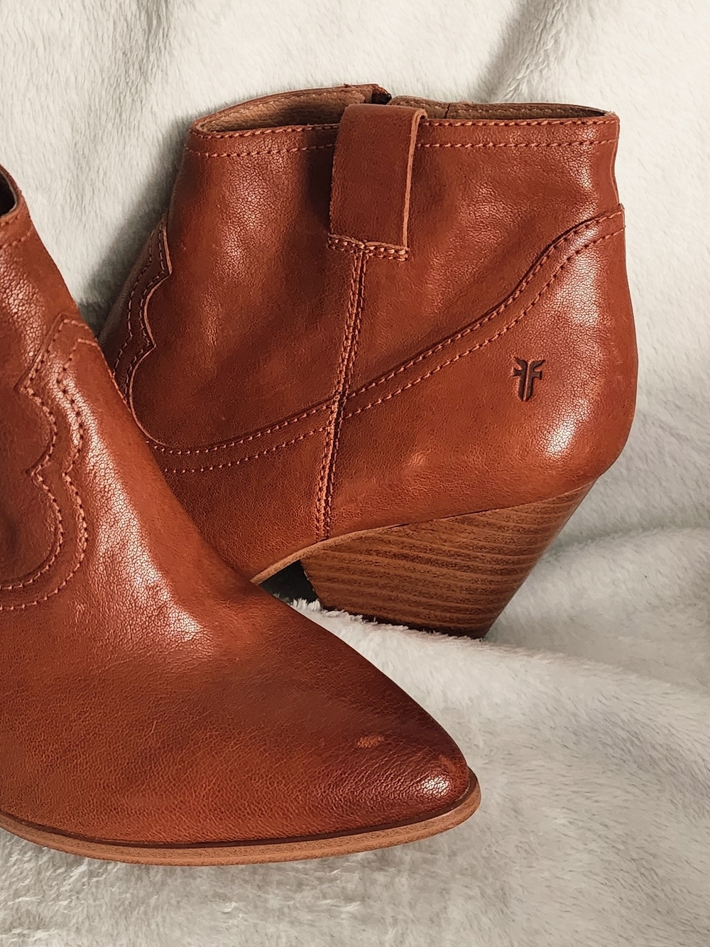 Frye Rust Brown Leather Western Ankle Booties